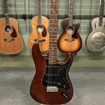 Squier by Fender Standard Stratocaster (SQUIERSTRAT)