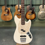 Fender American Performer Series Mustang Bass (APMUSTANGBASS)