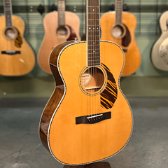 Fender Paramount Orchestra Acoustic-Electric Guitar (PO-220E)